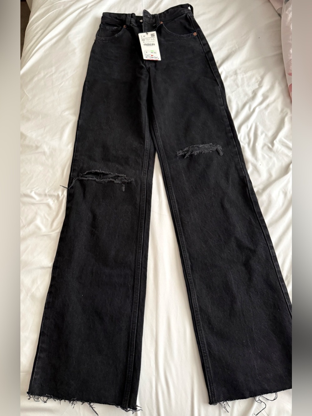 Zara Black High Rise Wide Leg Jeans with Knee Rips